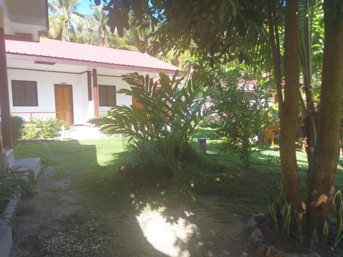 Gardenview Homestay Siargao ゼネラル・ルナ エクステリア 写真