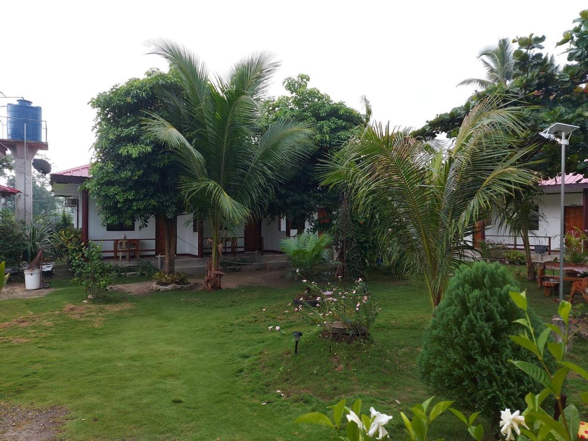 Gardenview Homestay Siargao ゼネラル・ルナ エクステリア 写真