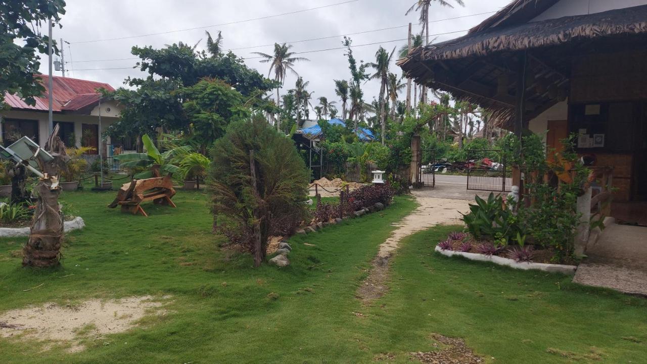 Gardenview Homestay Siargao ゼネラル・ルナ エクステリア 写真