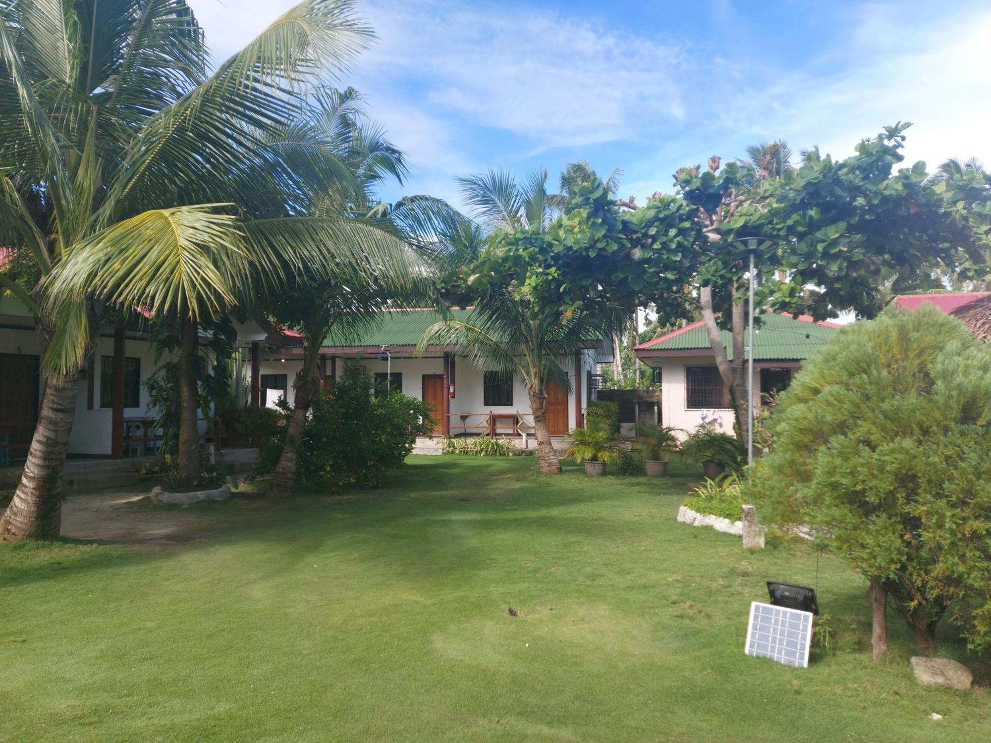 Gardenview Homestay Siargao ゼネラル・ルナ エクステリア 写真